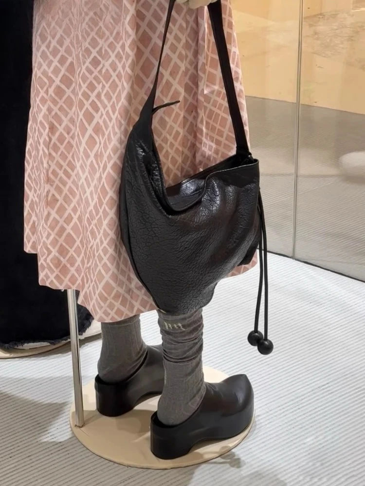 Niche Stylish A Sense of Ease Elephant Pattern Croissant Tote Luxury Real Leather Sheepskin Women Flap Messenger Bag Thin