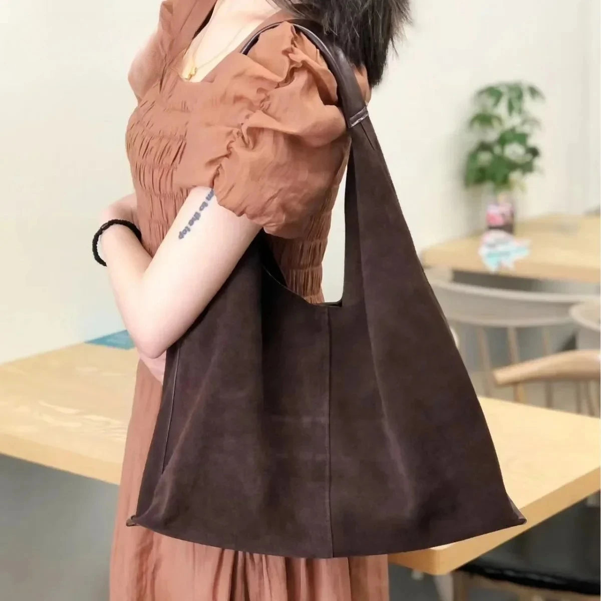 Classic Large Capacity Winter First-class Nubuck Leather Travel Armpit Tote Grey Luxury Suede Cow Leather Women Handbag Big