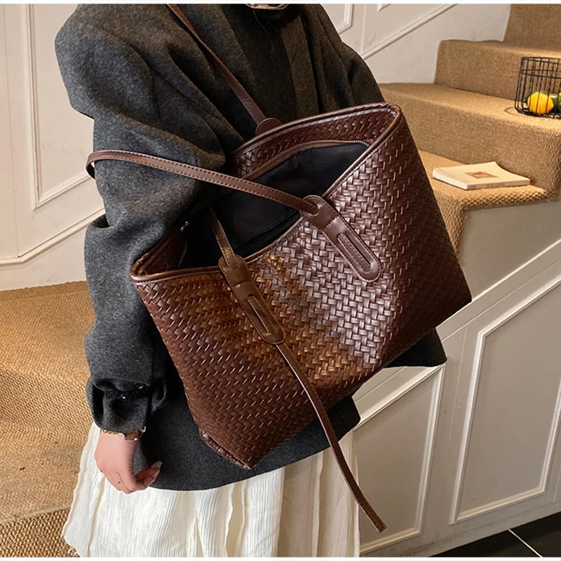Top Handle Tote Bag Woven Bag For Women 2026 High-end Look Perfect For Vacation Shopping Bags Commuting Underarm Shoulder Bag