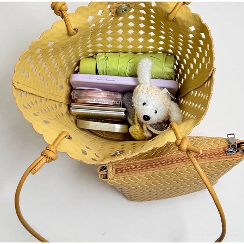 Fashion Hollow Woven Basket Bag Nested Package Soft Leather Shoulder Bag Large Capacity Beach Vacation Bucket Bag With Inner Bag