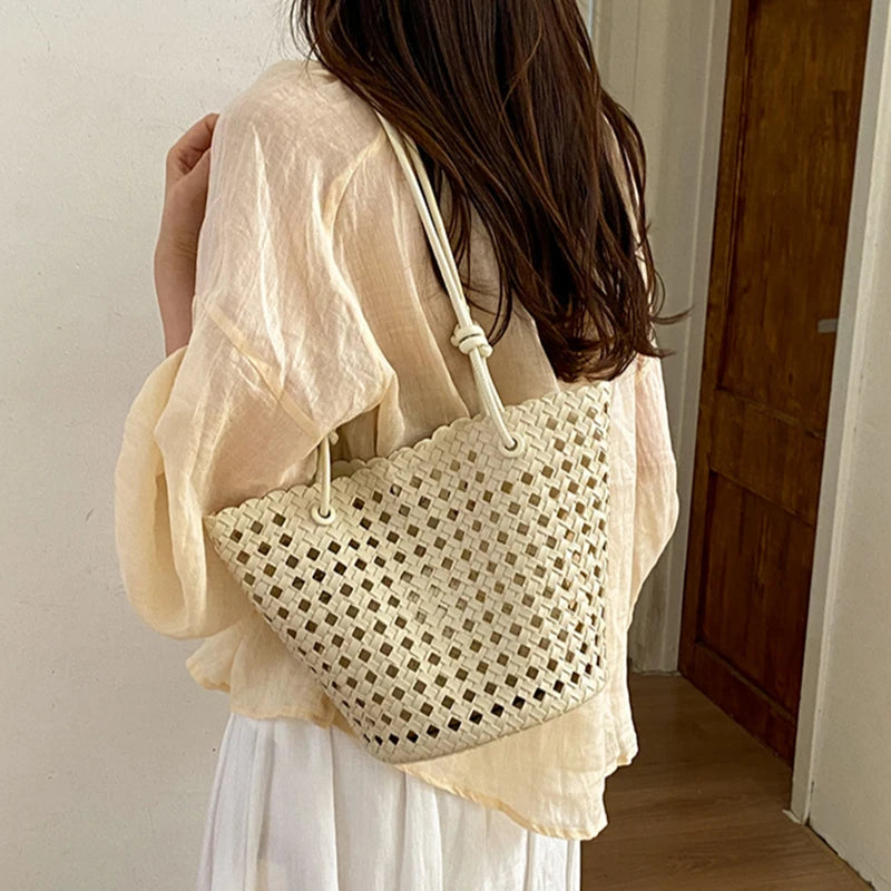 Fashion Hollow Woven Basket Bag Nested Package Soft Leather Shoulder Bag Large Capacity Beach Vacation Bucket Bag With Inner Bag