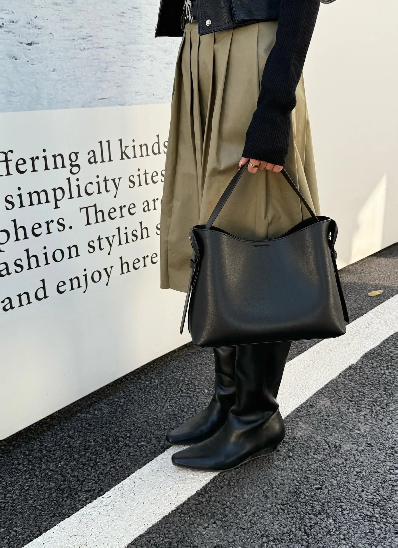 2026 Designer Winter Matte Maroon Color Top Handle Bucket Tote Large Suede Cow Leather Women Shoulder Bag Quality Nubuck Handbag